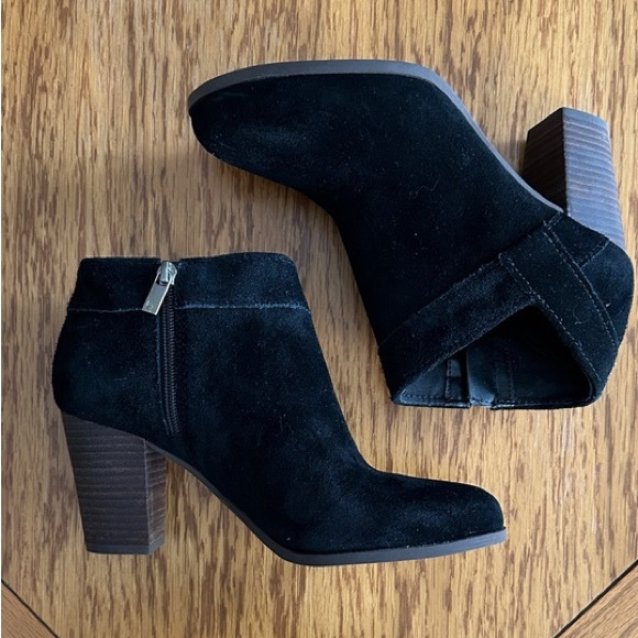 Koolaburra Shoes - Koolaburra by UGG Ortholite Amalea Black Suede Heeled Ankle Booties